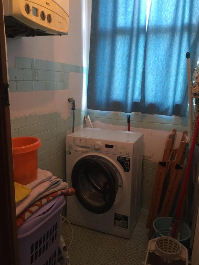 La Casa Di Clara Ombrellone Con 2 Lettini Al Lido San Giuliano Gratis E Parcheggio Privato Gratis Apartamento Rimini Exterior foto